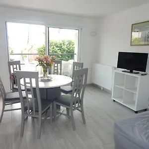 https://saint-malo-bel-appartement-balcon-neuf-prs-plage-du.inbrittany.com